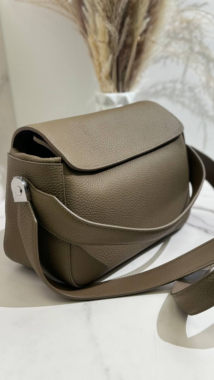 Dual Luxe – Genuine Leather Shoulder Bag