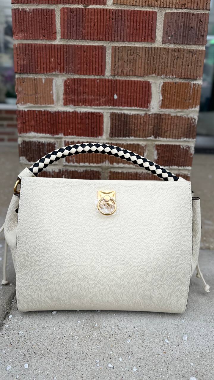 Milano Milano Eleganza . Crossbody Bag 🎀