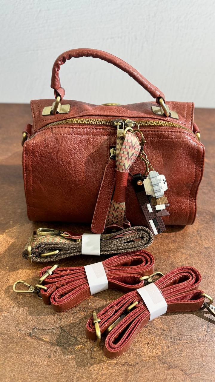 URBAN CHIC Bag-Backpack – Freedom of Style in Every Move