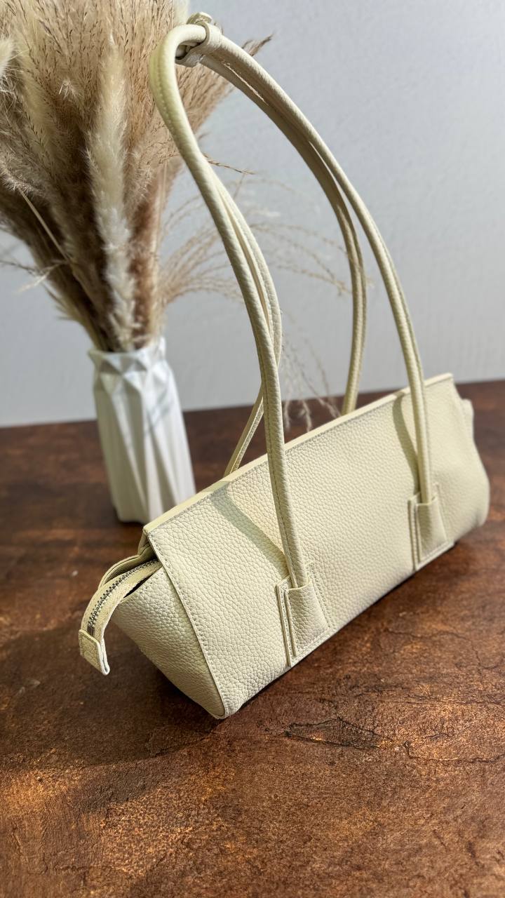 Élégance Bag – A Timeless Icon of Style
