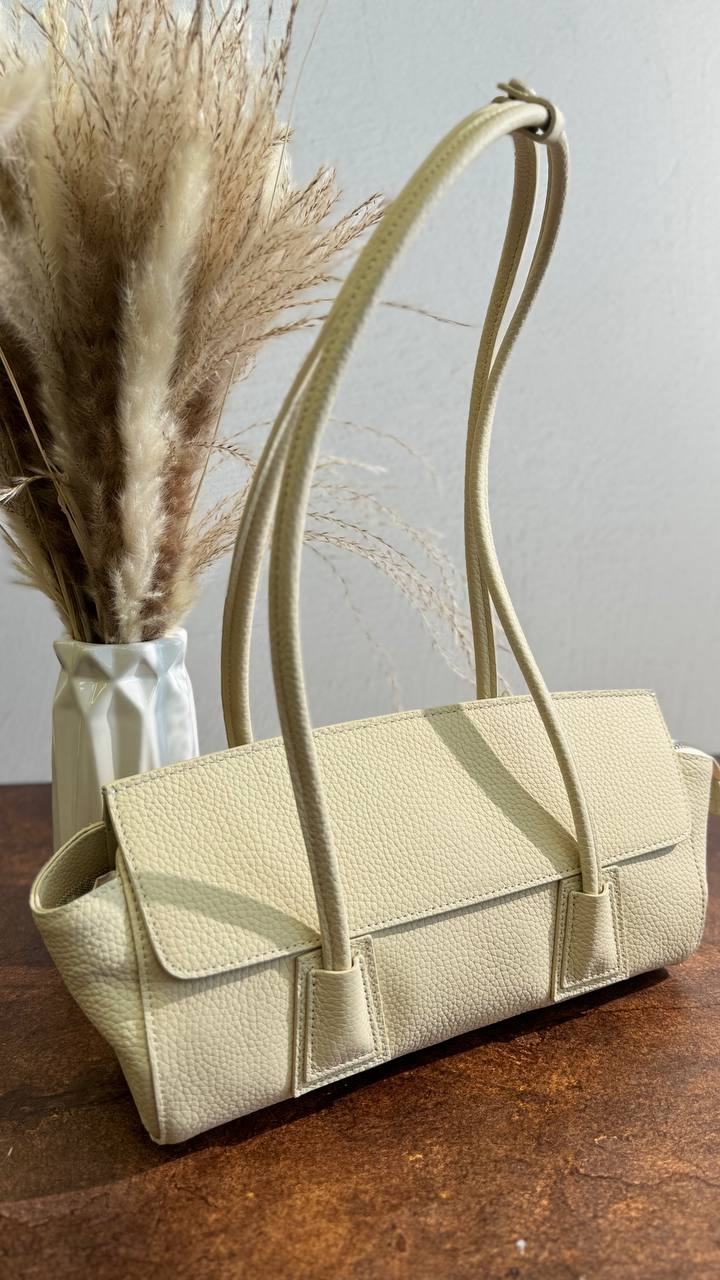Élégance Bag – A Timeless Icon of Style