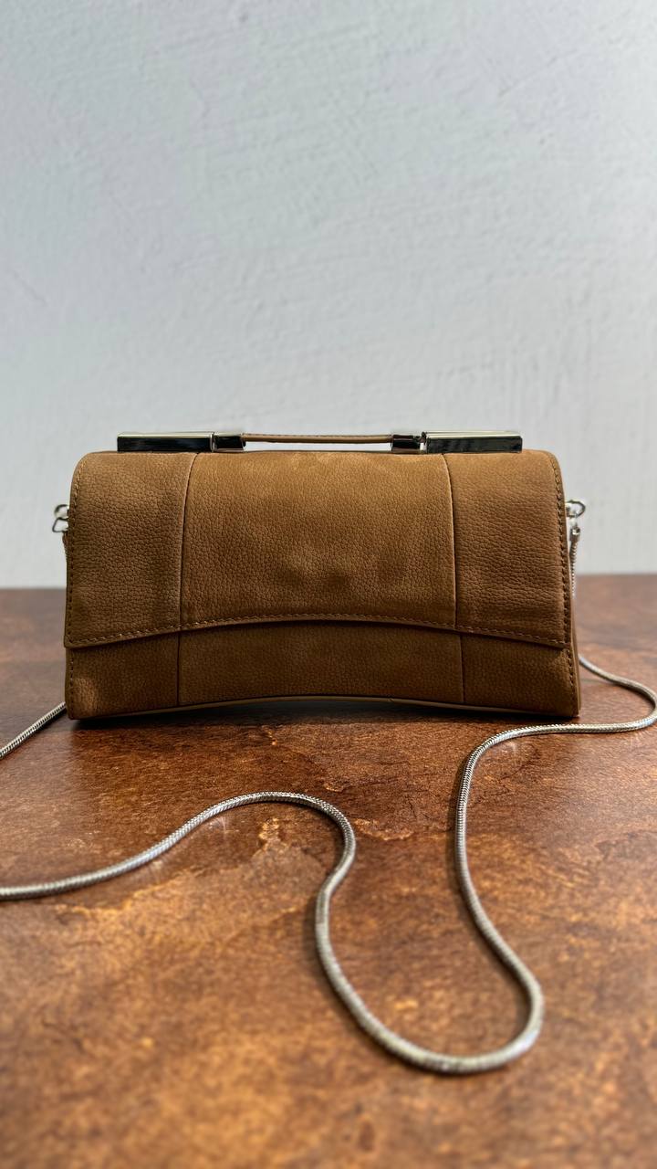 LUMIERE Bag – The Art of Elegance in Every Detail