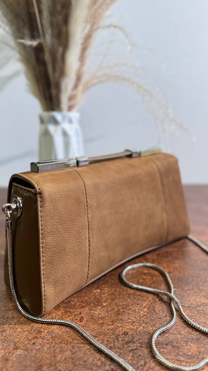 LUMIERE Bag – The Art of Elegance in Every Detail