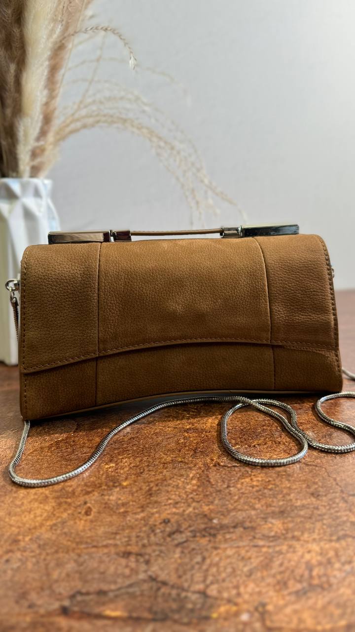 LUMIERE Bag – The Art of Elegance in Every Detail