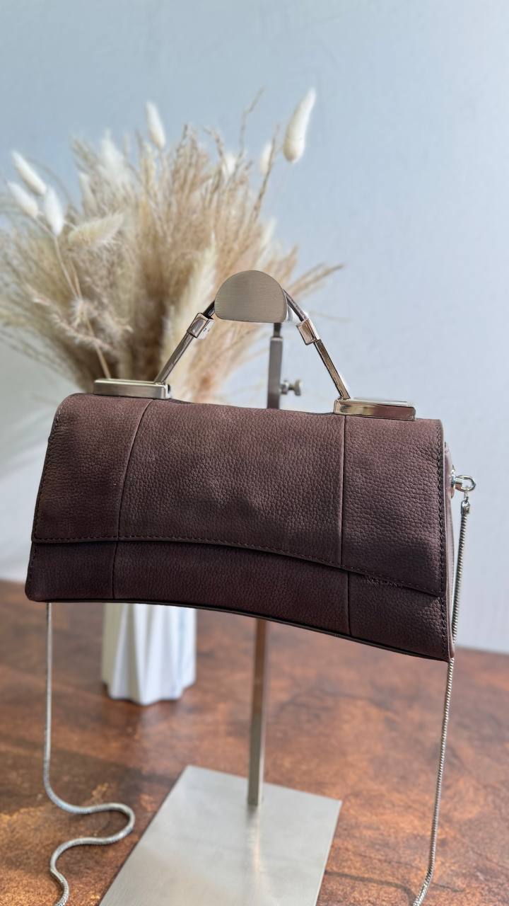 LUMIERE Bag – The Art of Elegance in Every Detail
