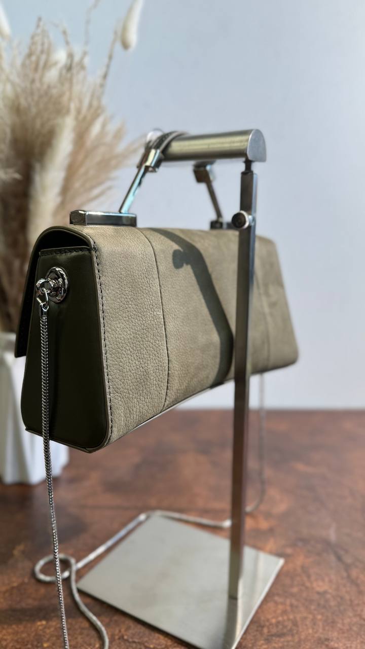 LUMIERE Bag – The Art of Elegance in Every Detail