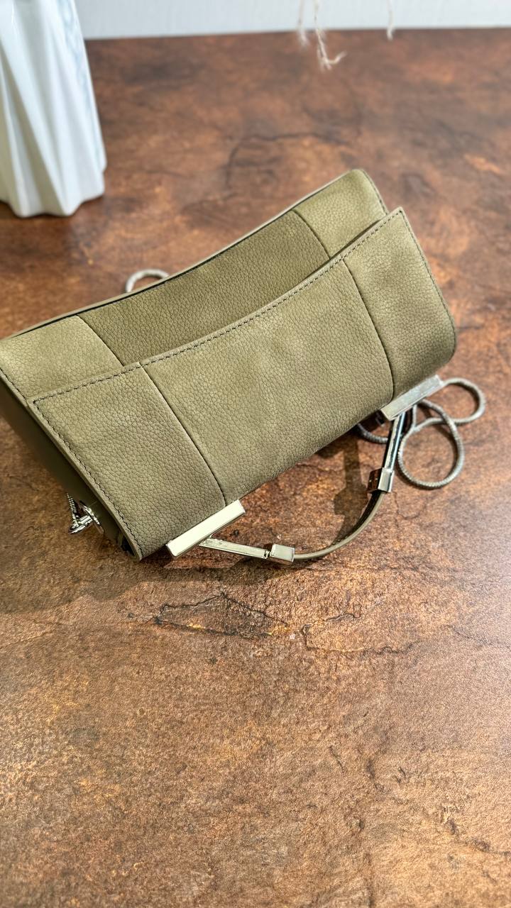 LUMIERE Bag – The Art of Elegance in Every Detail