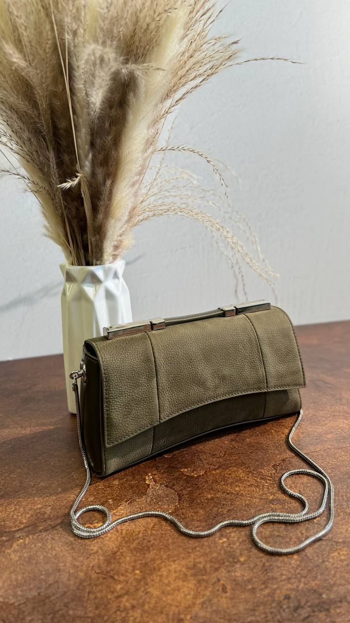 LUMIERE Bag – The Art of Elegance in Every Detail