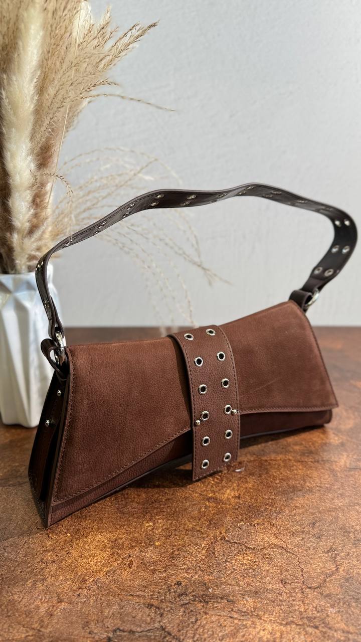 REBELLE Bag – Bold Elegance in Every Detail