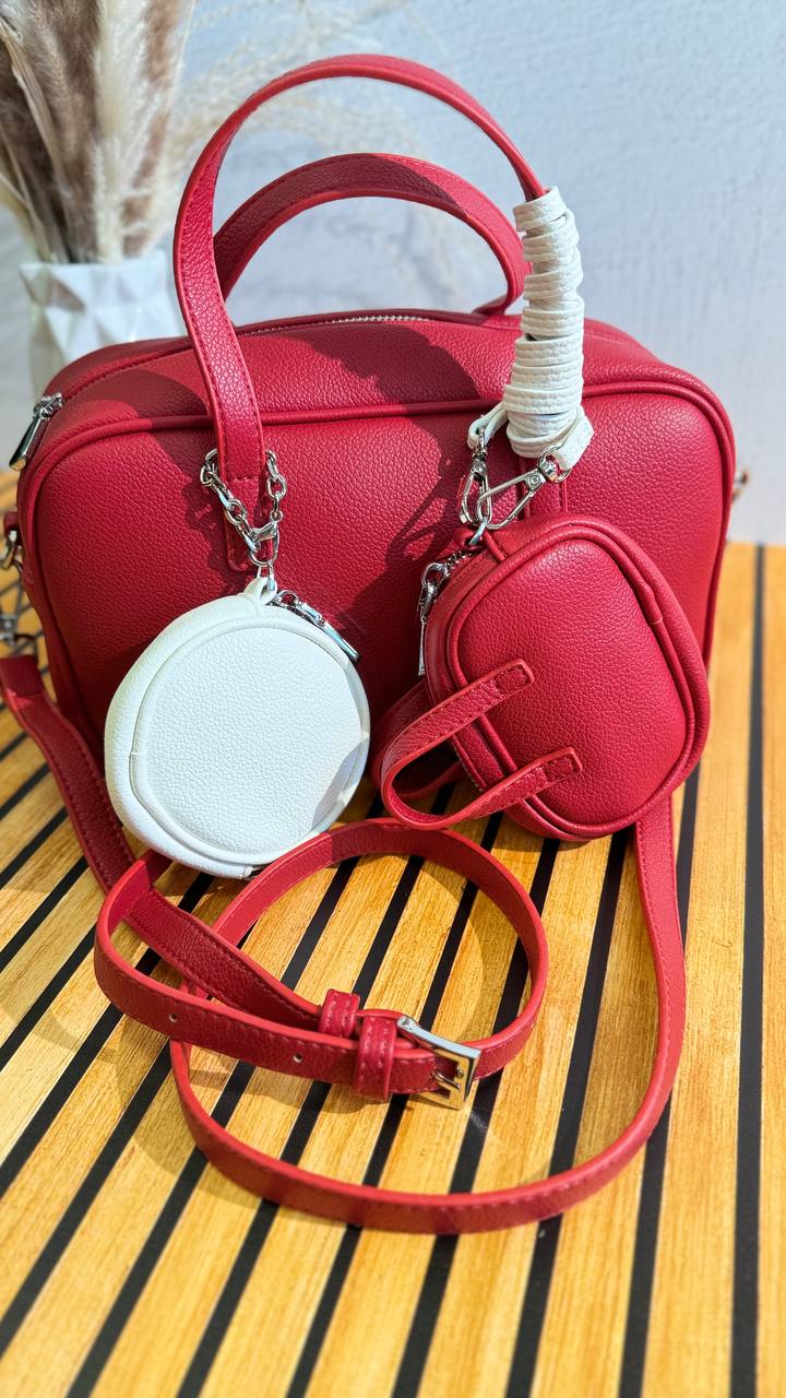 VIVIENNE Bag – Functional Style in Every Detail