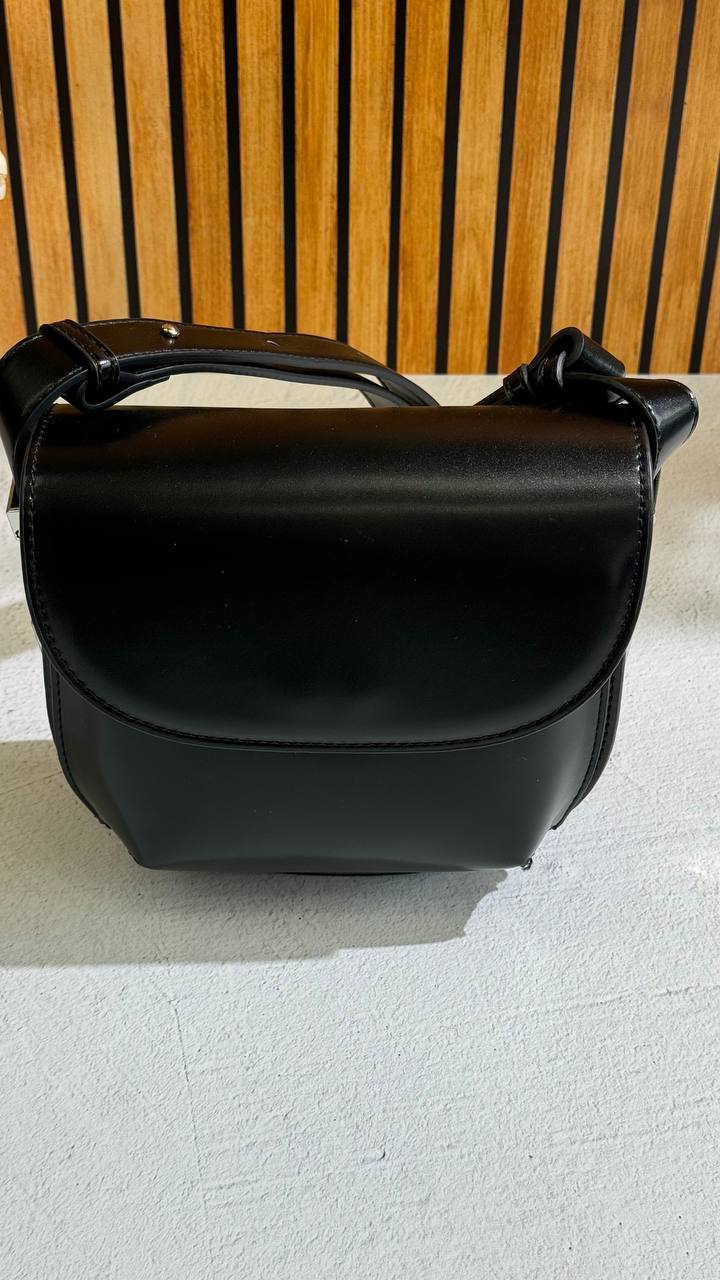 NeoLuxe™ – Modern Elegance Crossbody Bag | Vegan Leather | Adjustable Strap | 7.5" x 2.3" x 6.7"