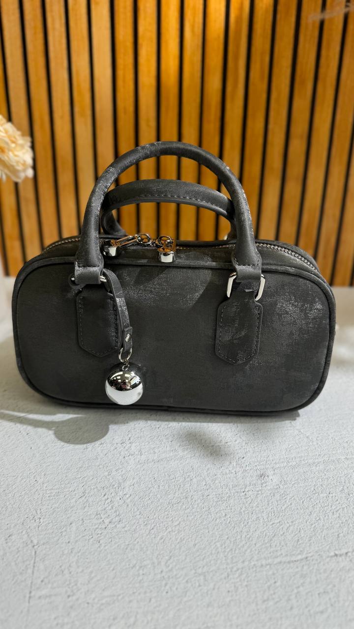 Eterna Luxe™ – Perfection in Every Detail of a Leather Bag
