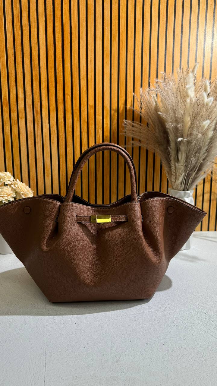 Tote Bag “BellaVita” – Italian Chic and Practicality in Every Detail