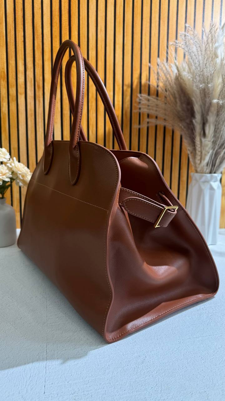 Eleganza Bag. Italy