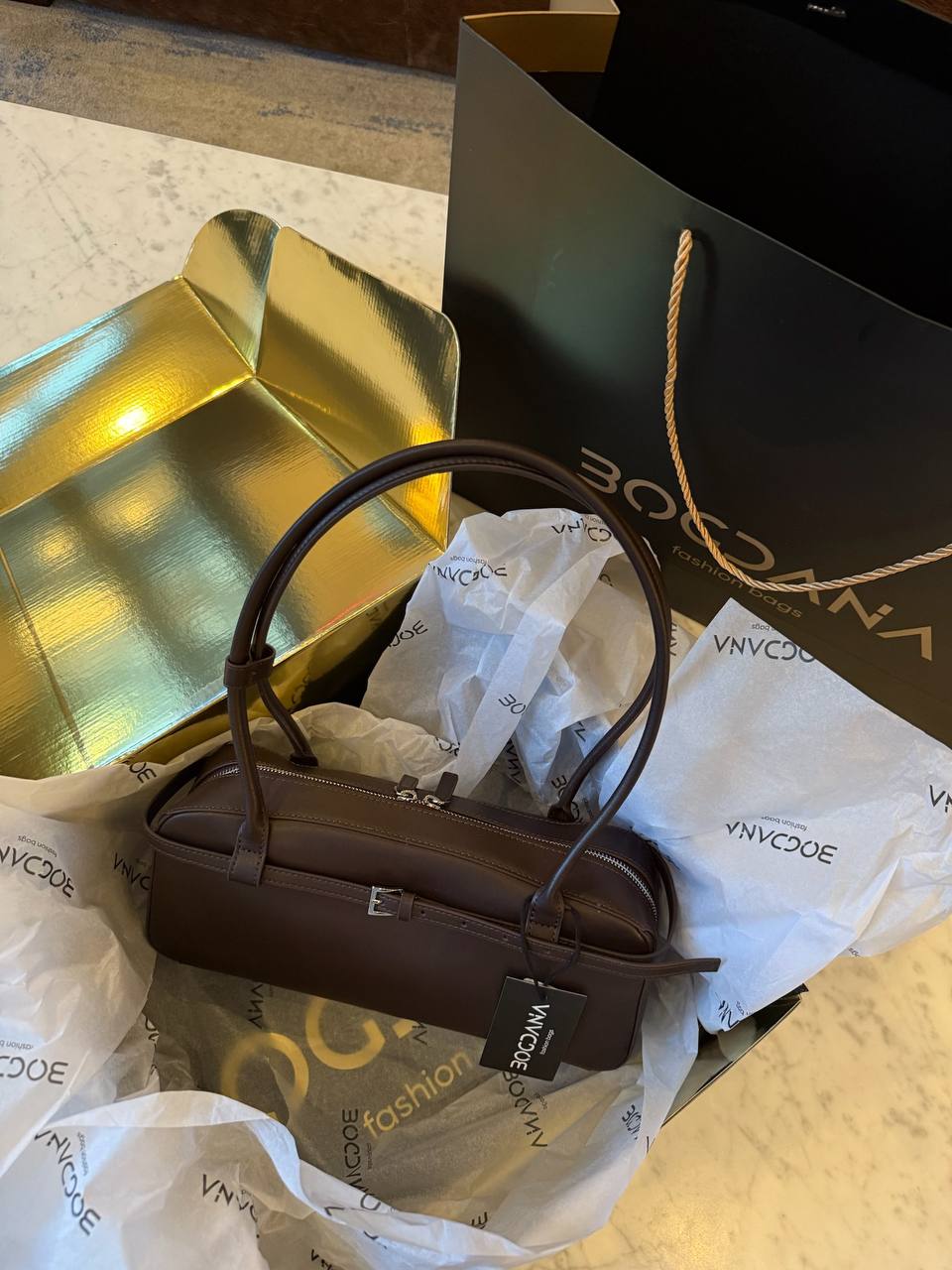 NOIR CLASSIQUE – Genuine Leather Shoulder Bag