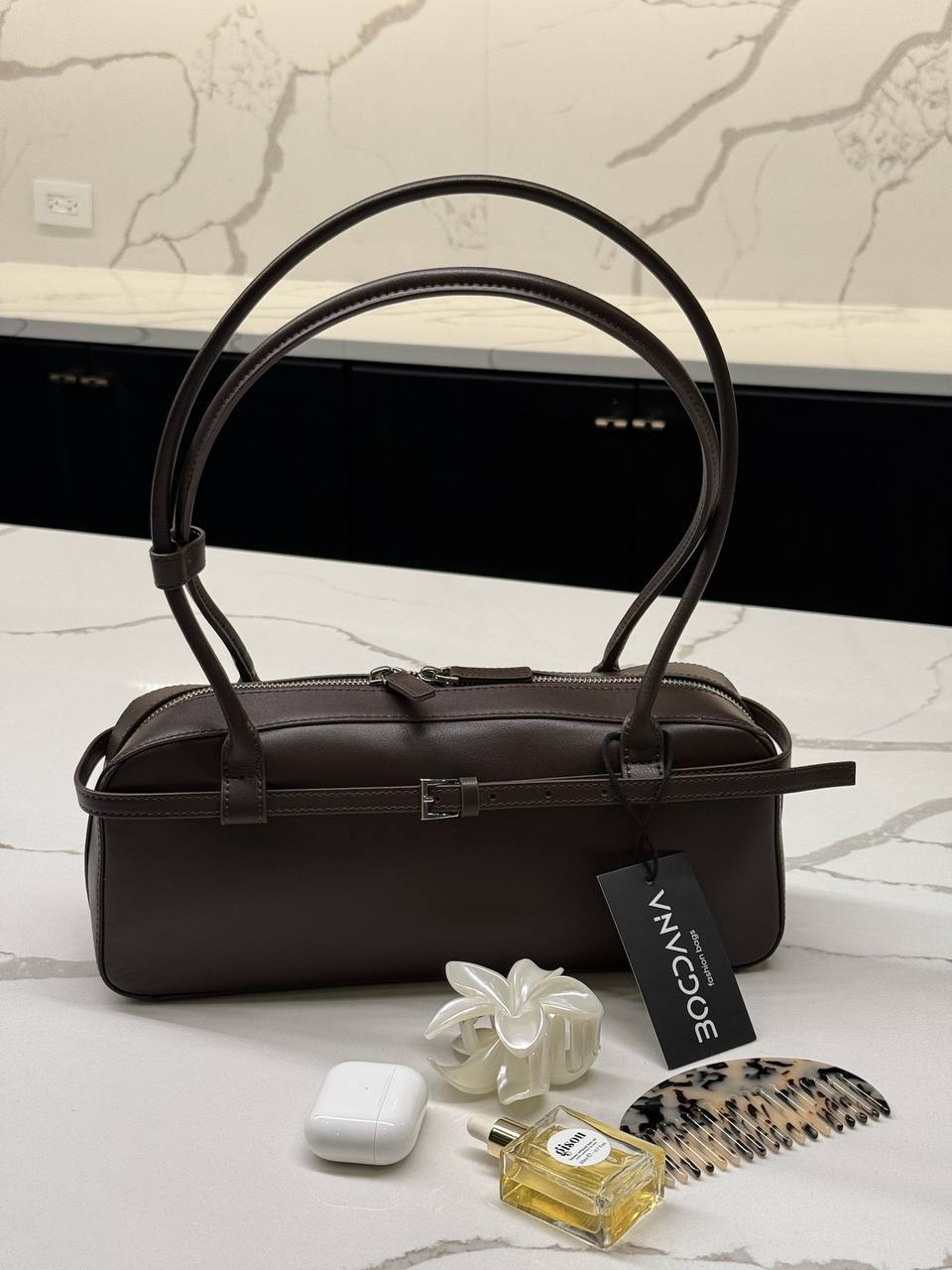 NOIR CLASSIQUE – Genuine Leather Shoulder Bag