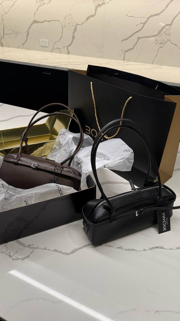 NOIR CLASSIQUE – Genuine Leather Shoulder Bag