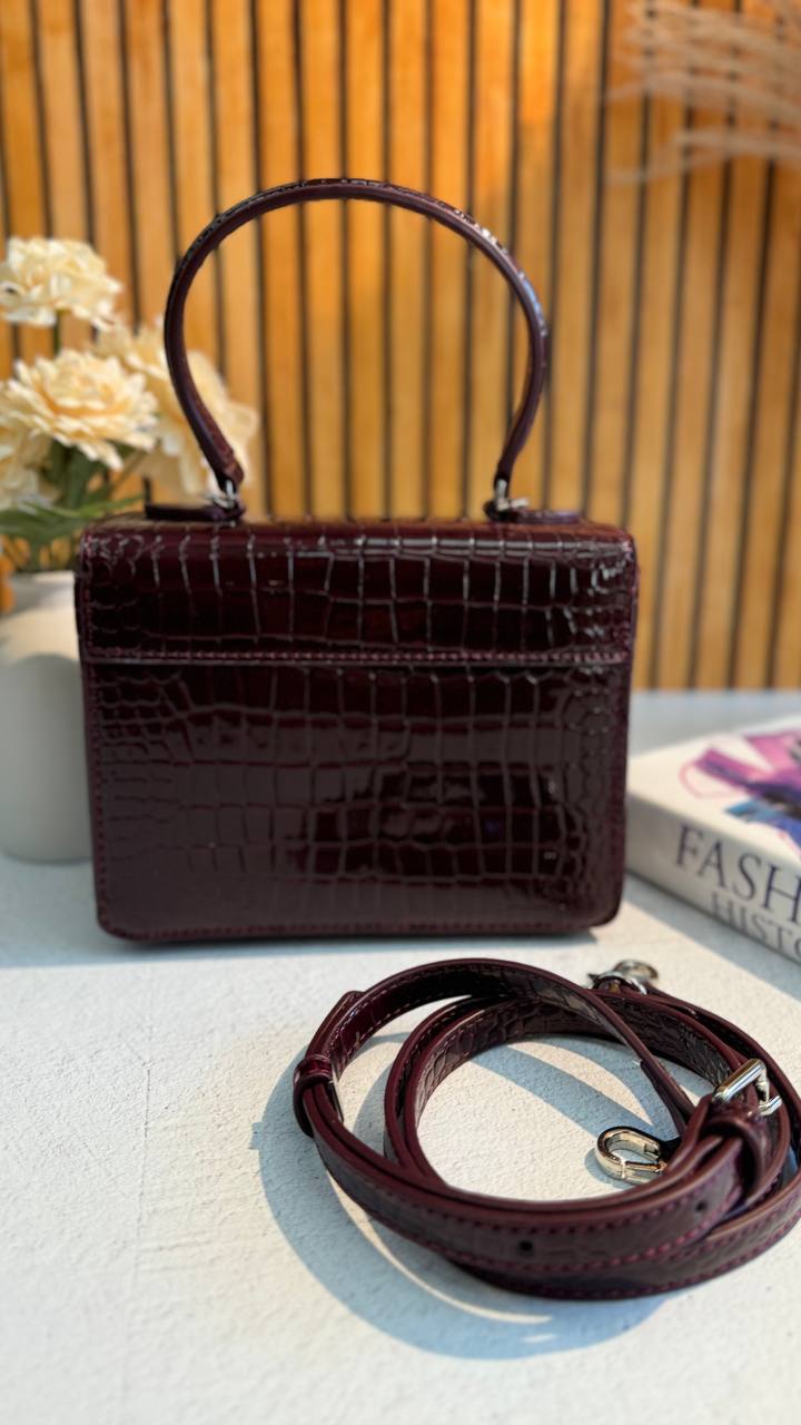 Royal Croco” – Exquisite Elegance