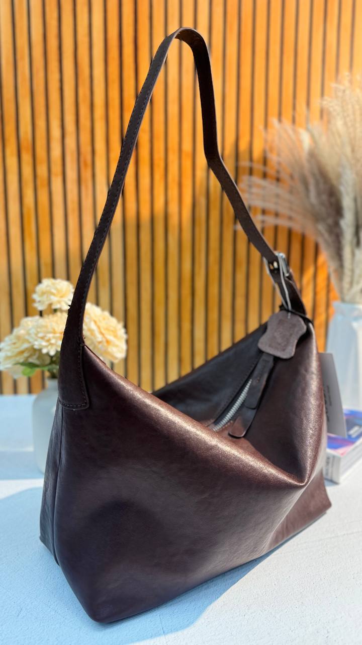 Sophia — Exquisite Minimalist Leather Bag