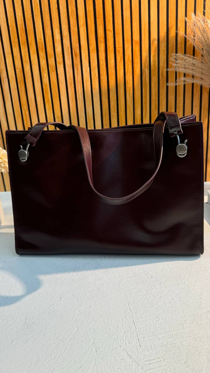 SAYANA ELEGANCE – The Shopper Bag with a Perfect Balance of Style and Functionality
