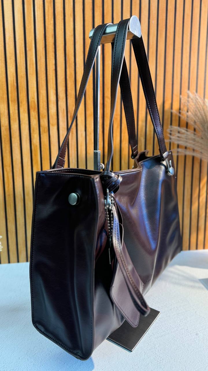 SAYANA ELEGANCE – The Shopper Bag with a Perfect Balance of Style and Functionality