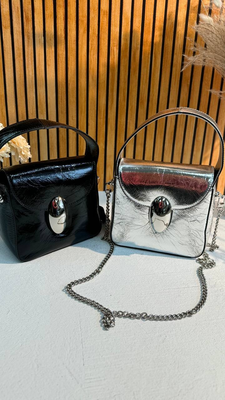 Genuine Leather Bag Silver Luxe – A Stylish Accessory for Everyday and Special Occasions