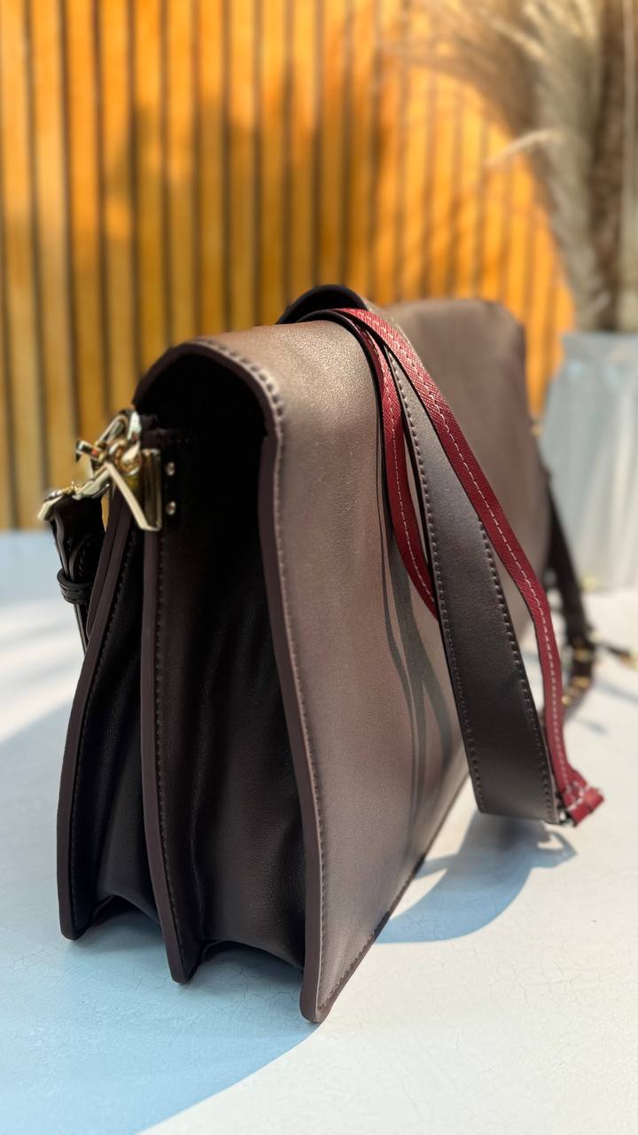 Black Genuine Leather Shoulder Bag – Elegant Chain Design | Bogdana Fashion Bags