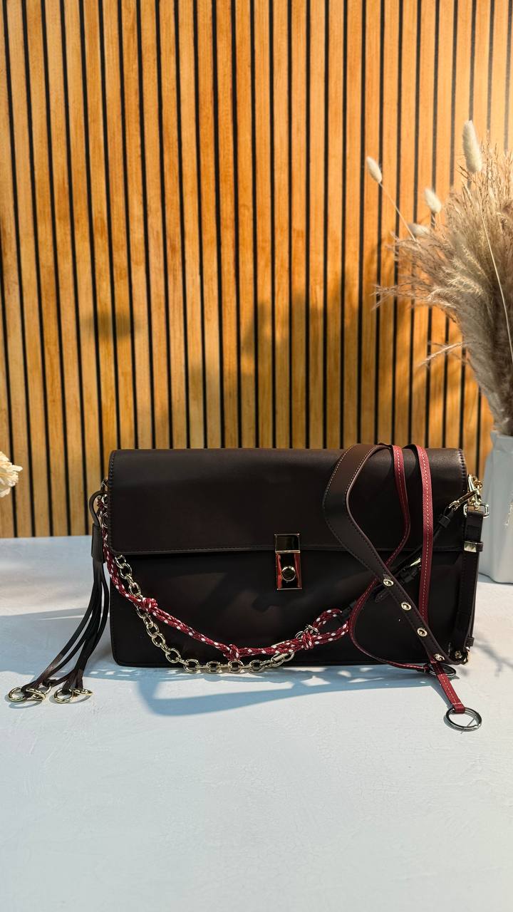 Black Genuine Leather Shoulder Bag – Elegant Chain Design | Bogdana Fashion Bags