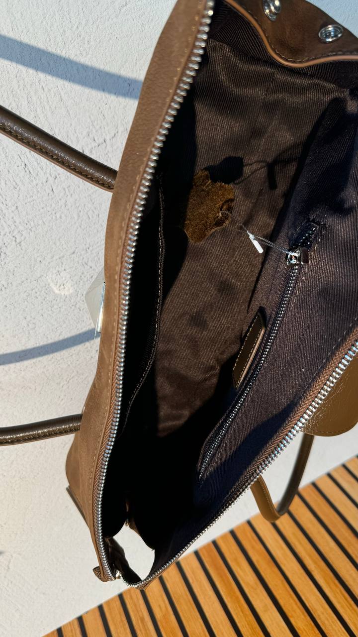 Timeless Luxury: Genuine Leather Handbag