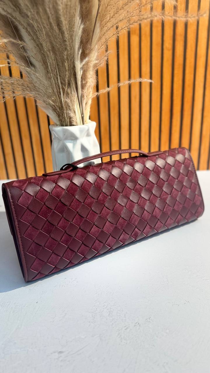 “Venezia Luxe Weave” – Italian Elegance in Every DetailIntroducing