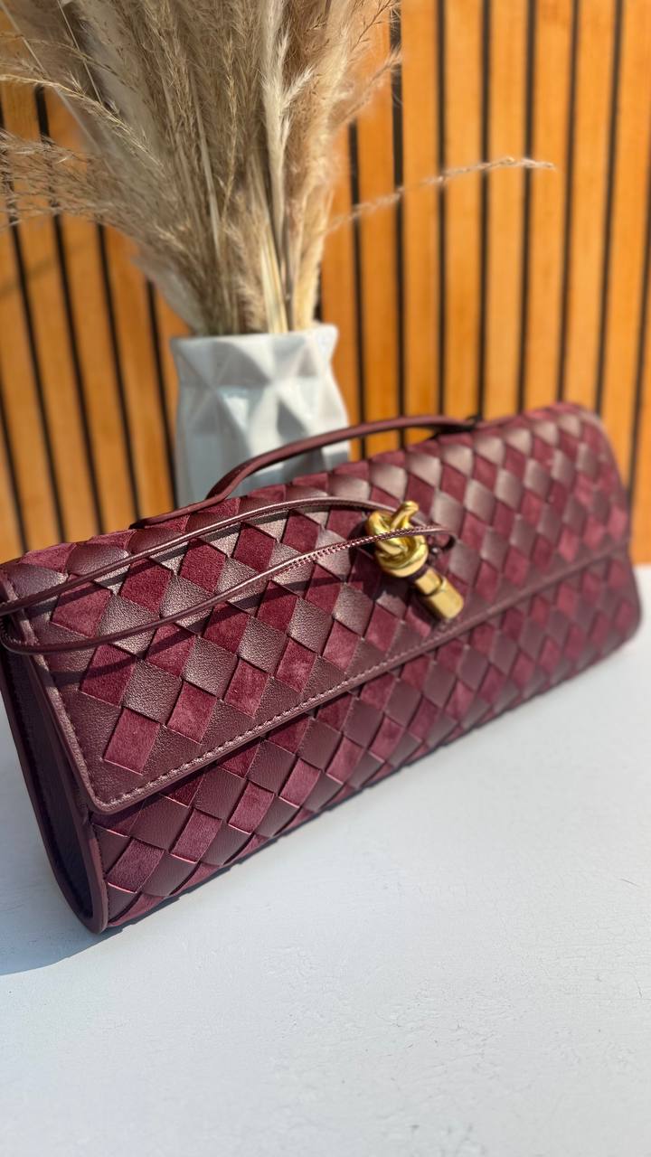 “Venezia Luxe Weave” – Italian Elegance in Every DetailIntroducing