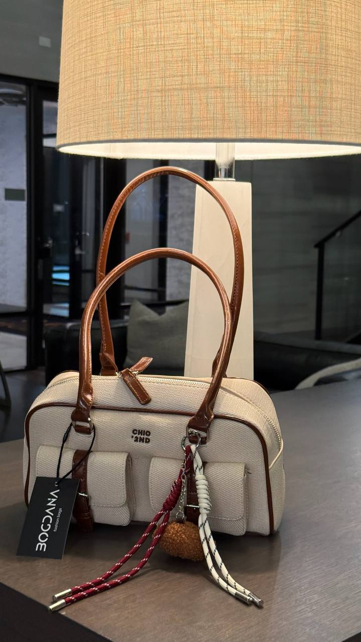Elegance Blend Canvas and Faux Leather Bag