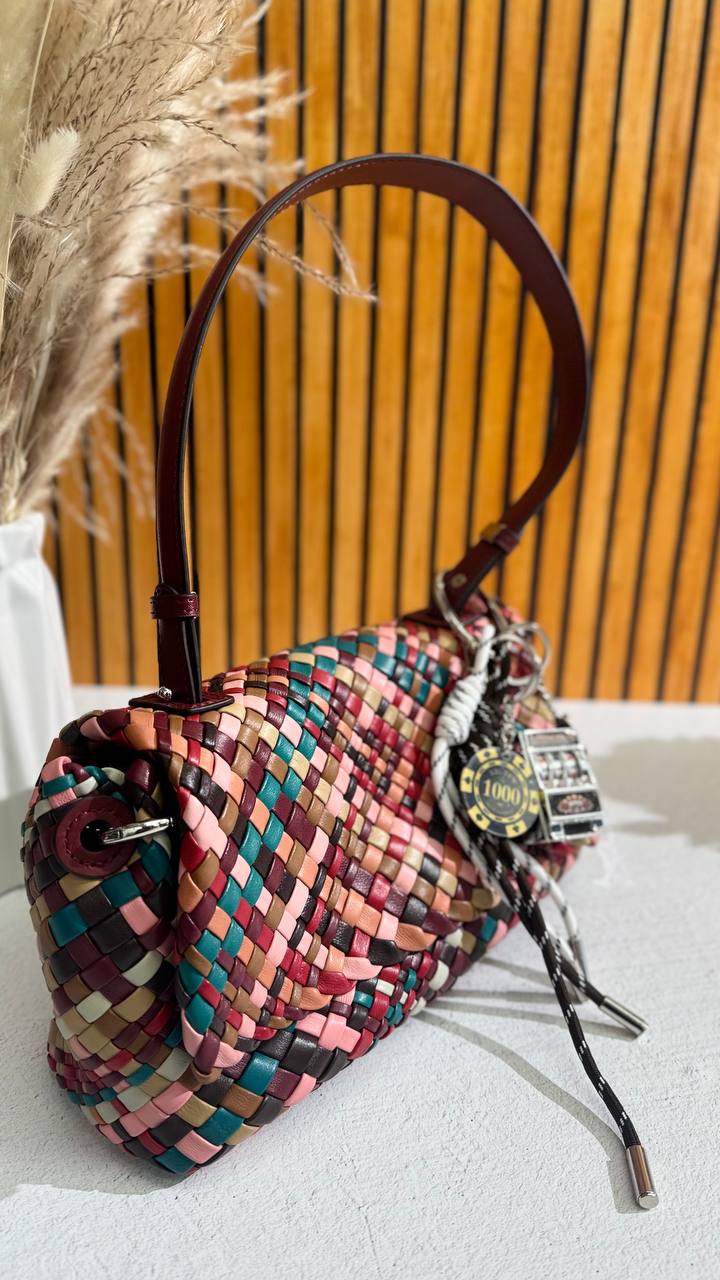 Handwoven Elegance – Genuine Leather Bag