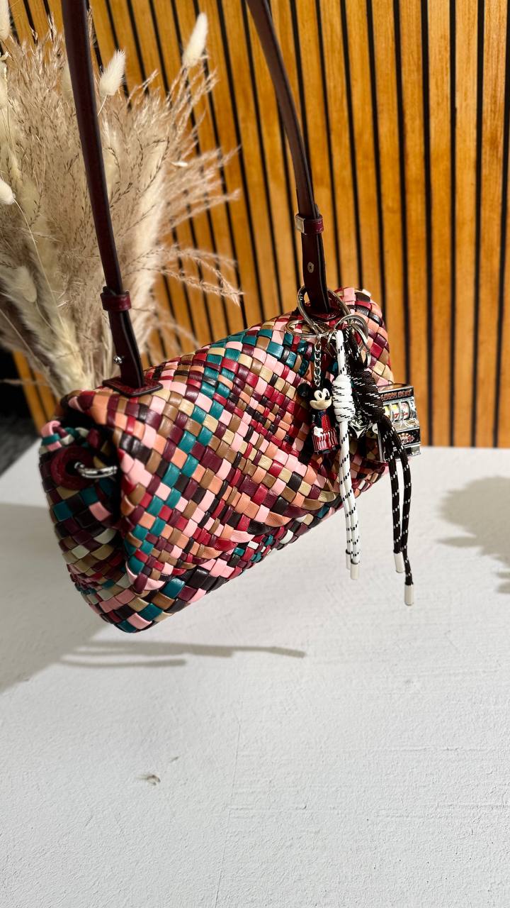 Handwoven Elegance – Genuine Leather Bag