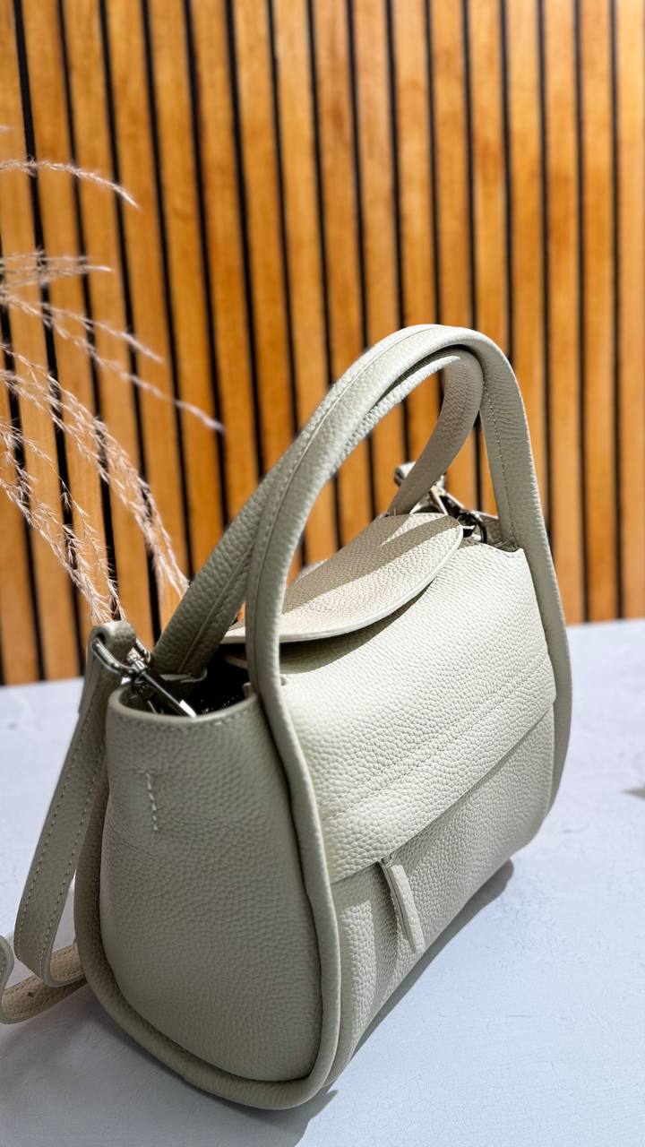 Luxora Leather Elegance – Premium Leather Bag with a Long Strap and Metal Feet
