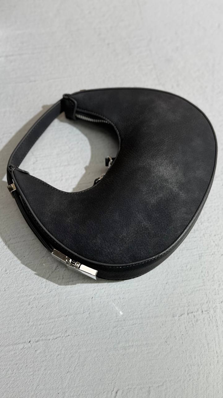 MOONBAG – Lunar Elegance in Your Hands