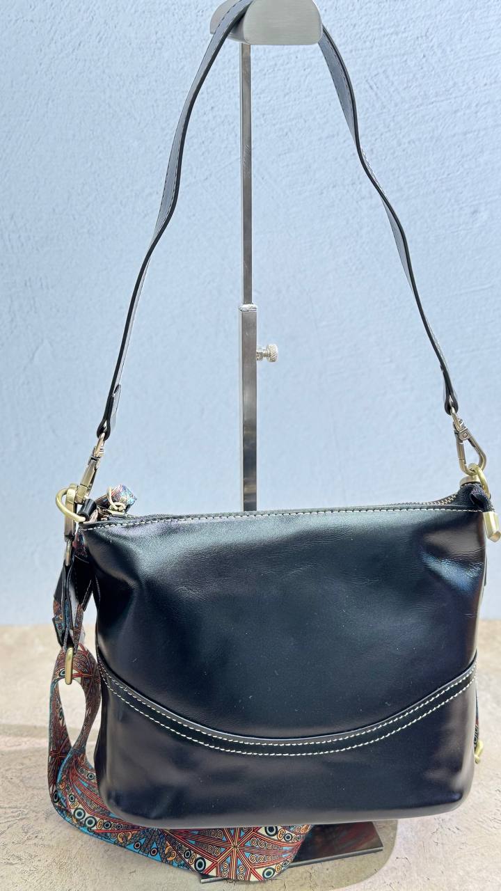 Aria — Stylish Bag for Everyday Elegance