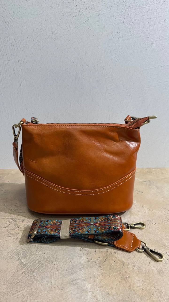 Aria — Stylish Bag for Everyday Elegance