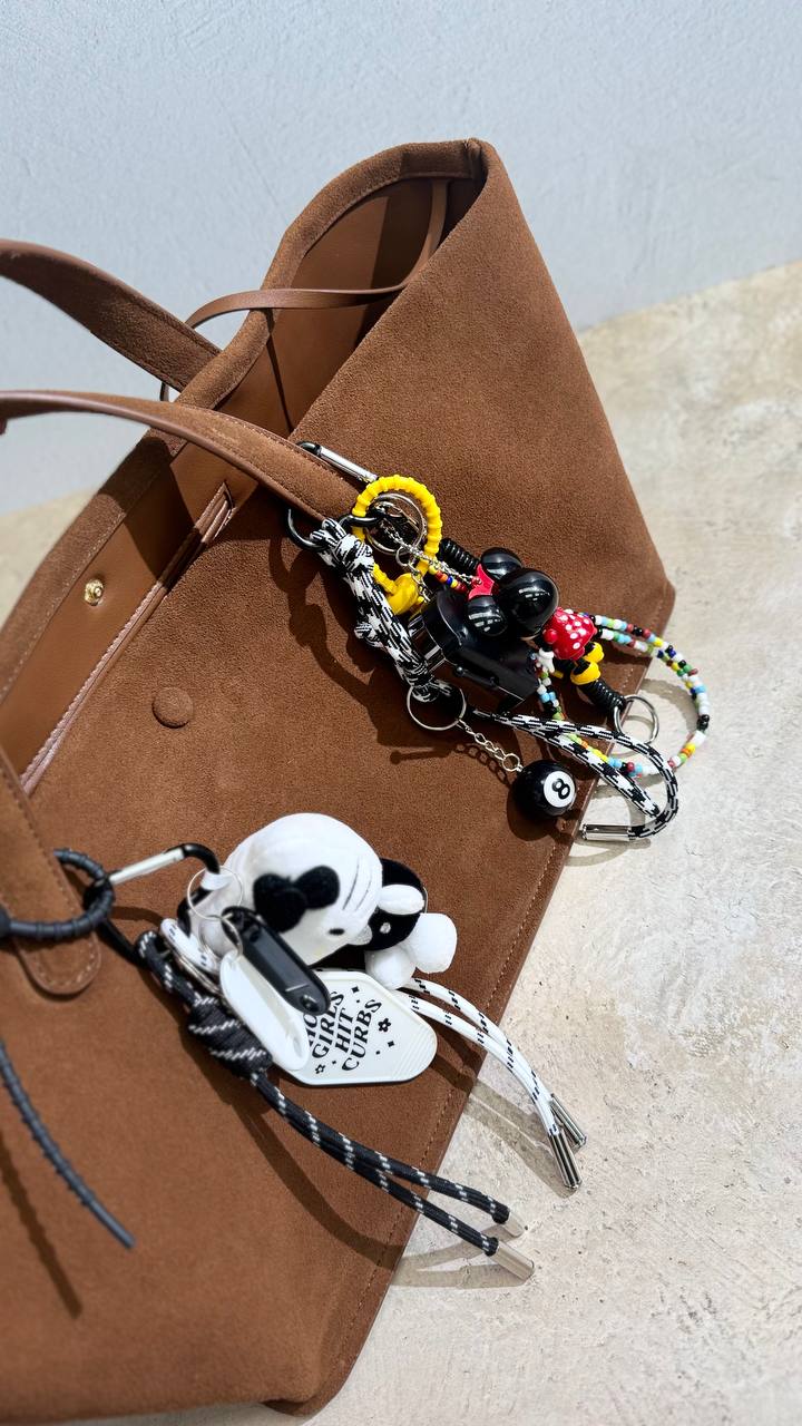 Bag in Genuine Leather and Suede – Elegance and Style in Every Detail.