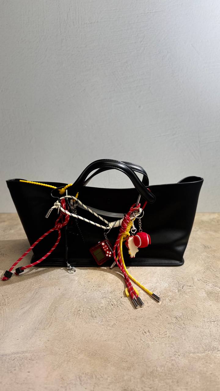 Bag in Genuine Leather and Suede – Elegance and Style in Every Detail.
