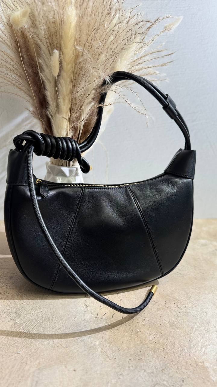 Elegant Adjustable Leather Shoulder Bag