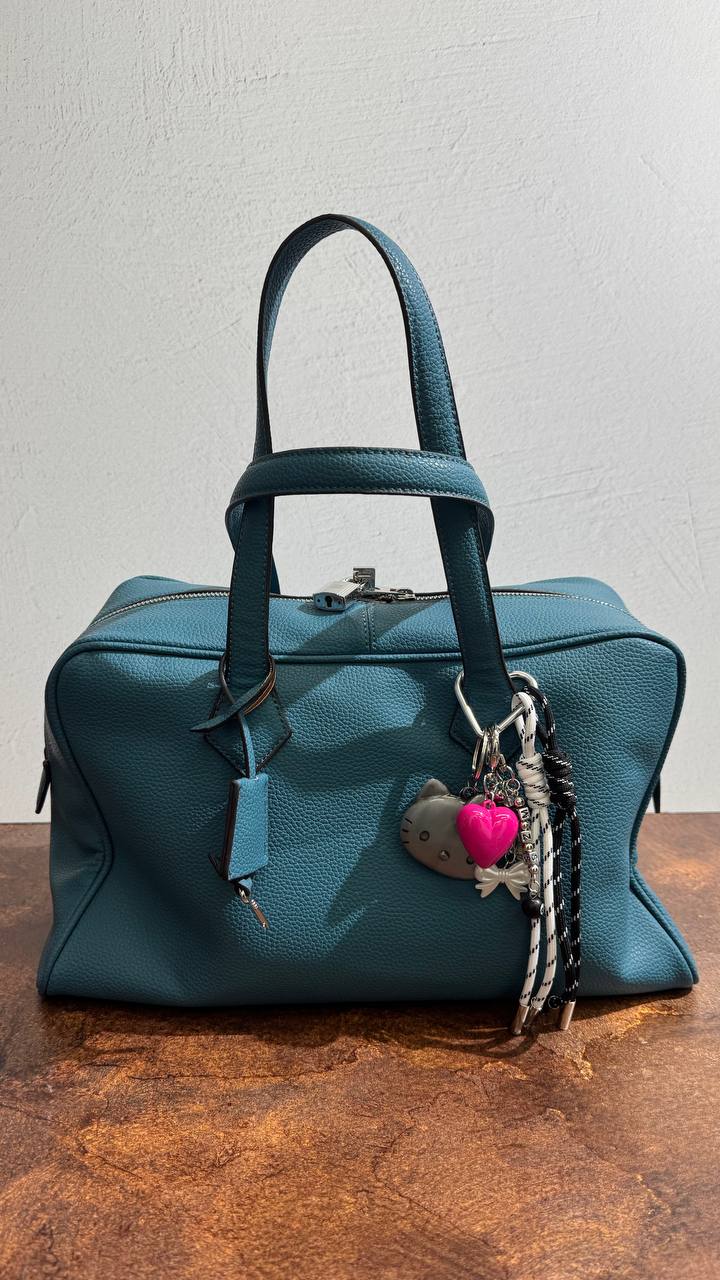 Azure Grace – Elegant Genuine Leather Bag