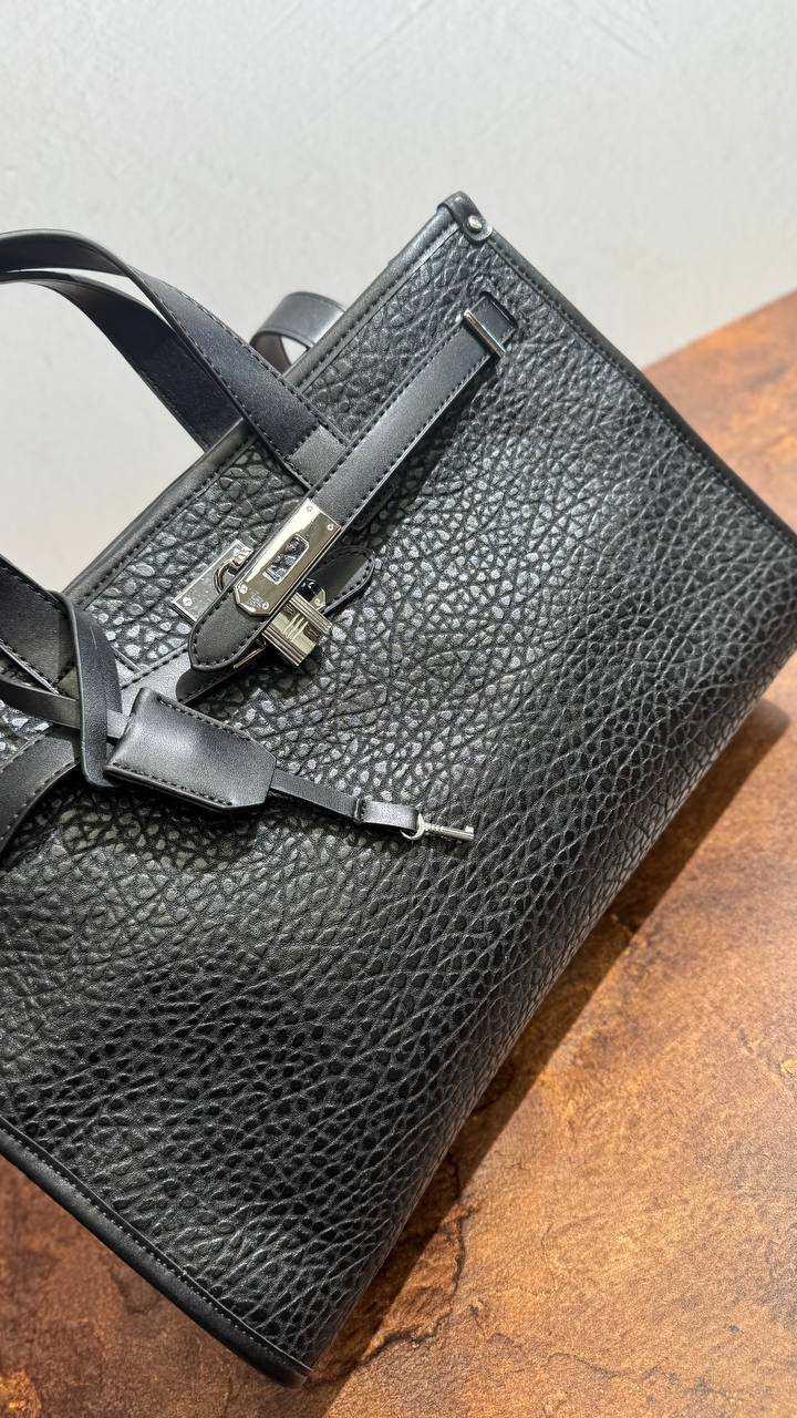 “Savanna Luxe” 2-in-1 Textured Vegan Leather Tote Set