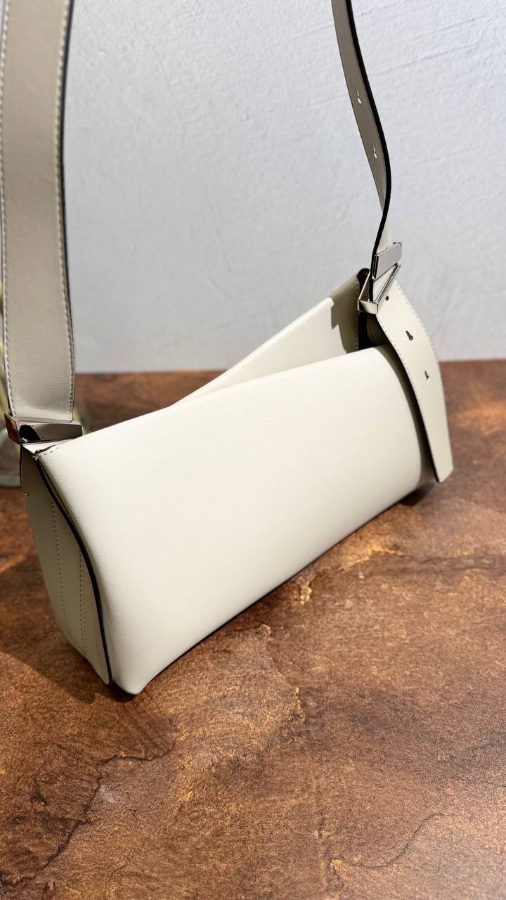 AVA — Handbag Geometry of Elegance