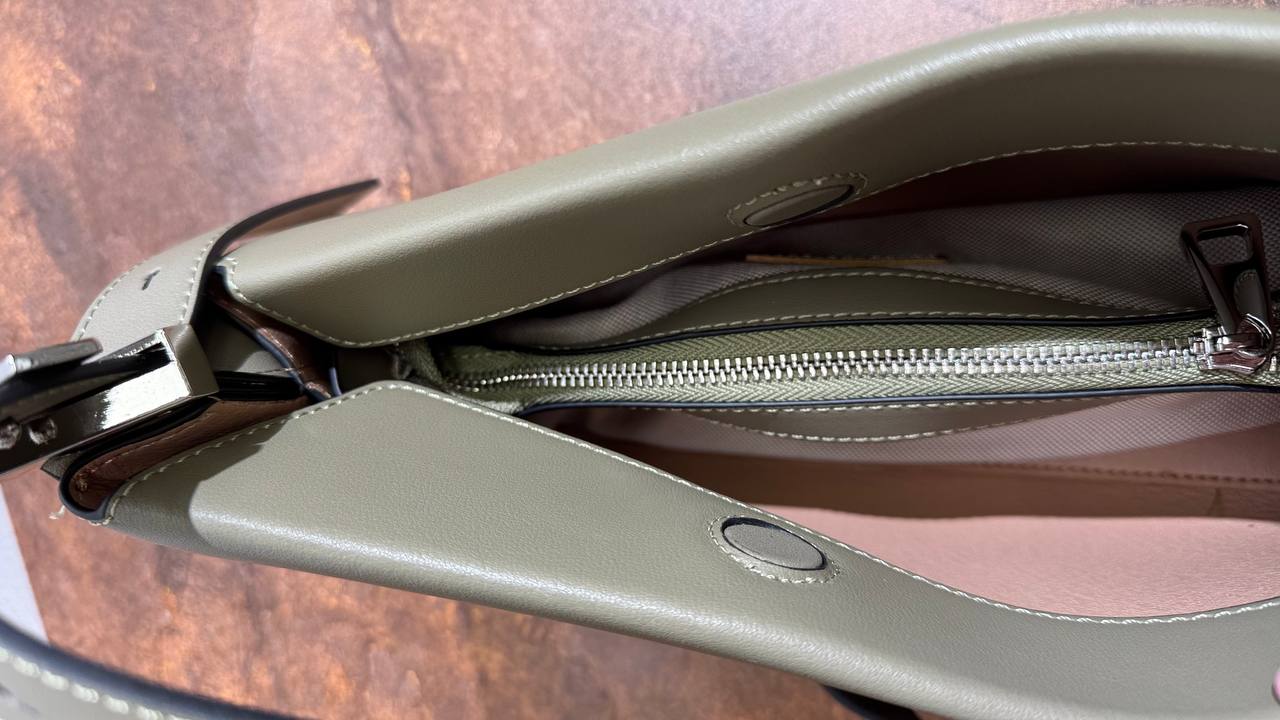 AVA — Handbag Geometry of Elegance