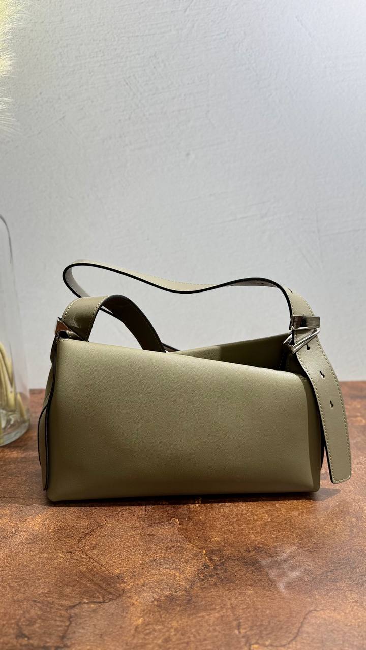 AVA — Handbag Geometry of Elegance