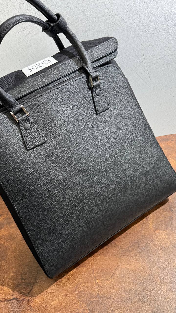 URBAN CODE — Executive Leather Laptop Tote