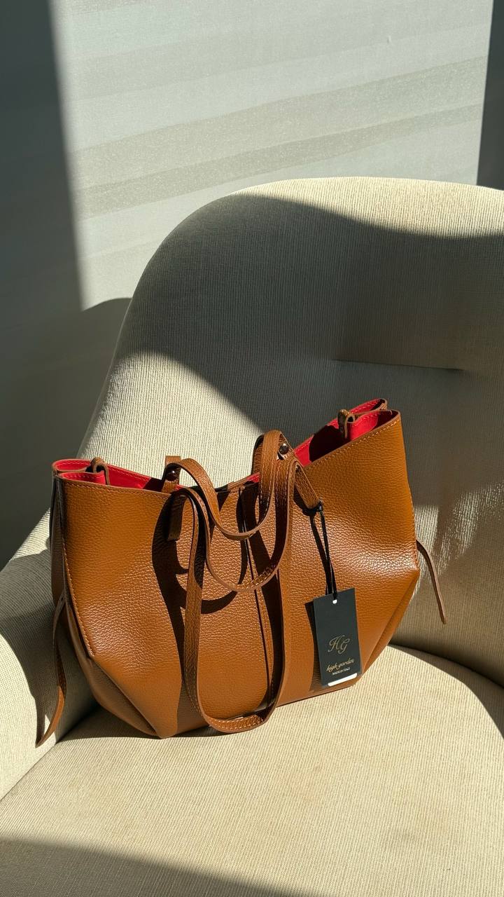 Italian genuine leather bag. Shopper