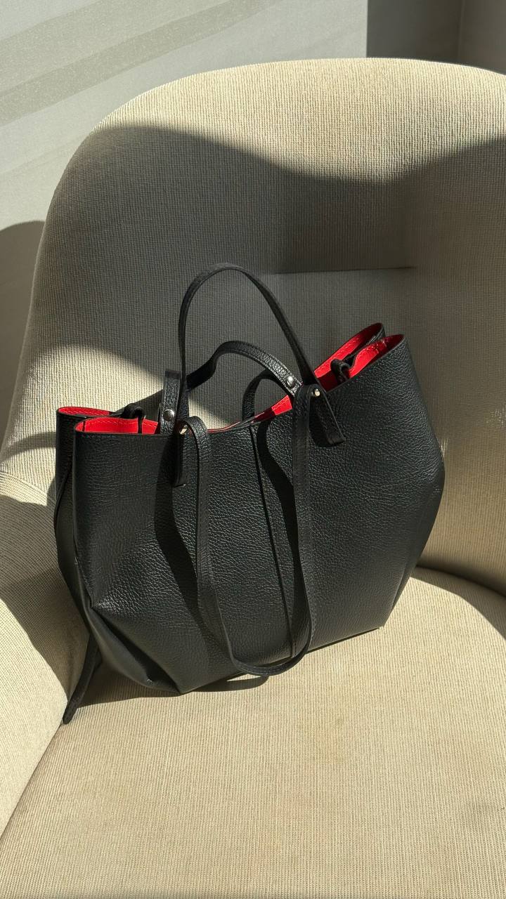 Italian genuine leather bag. Shopper