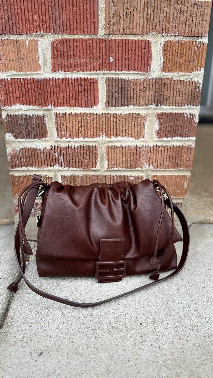 Metropolitan Luxe” – Premium Vegan Leather Bag